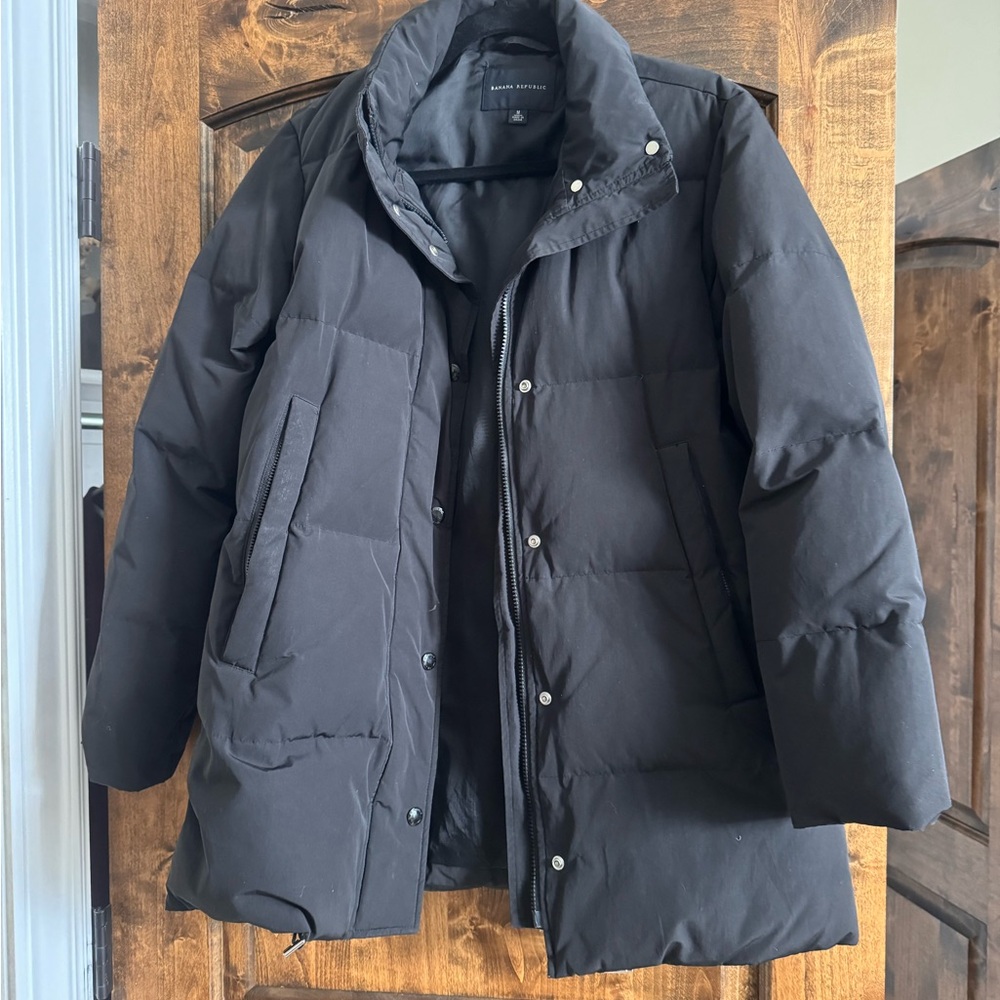 Banana Republic Men's Dark Puffer Jacket